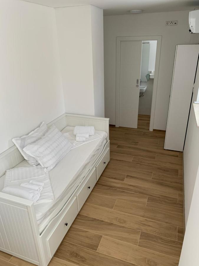 Studio Apartment Zara Kültér fotó