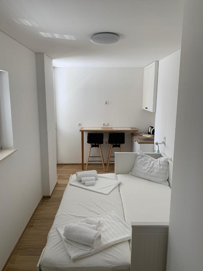 Studio Apartment Zara Kültér fotó