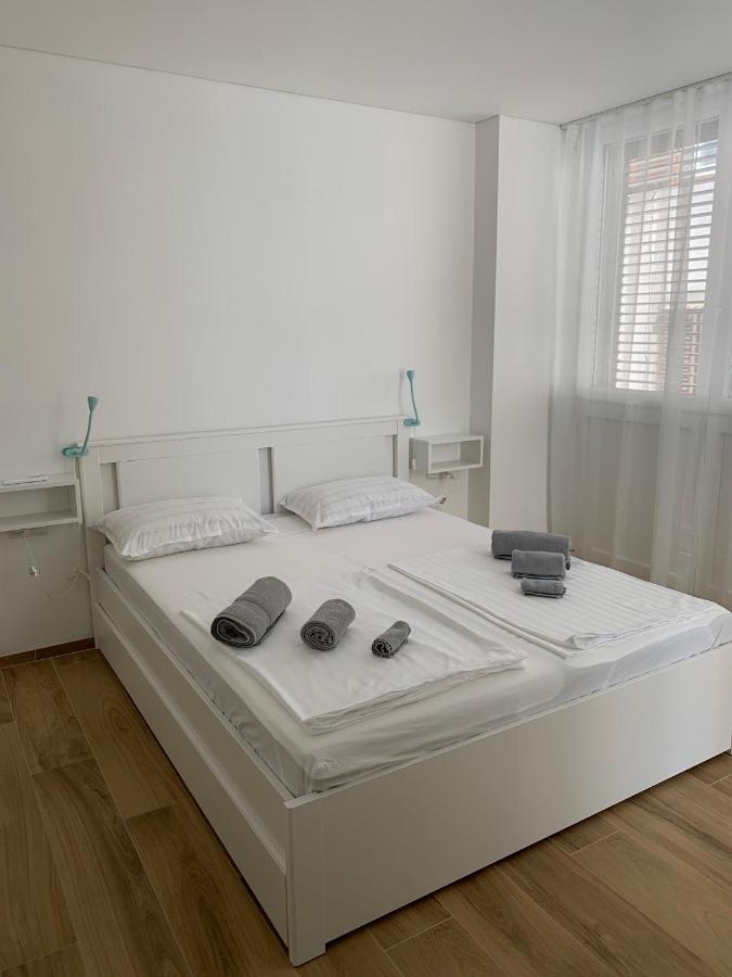 Studio Apartment Zara Kültér fotó